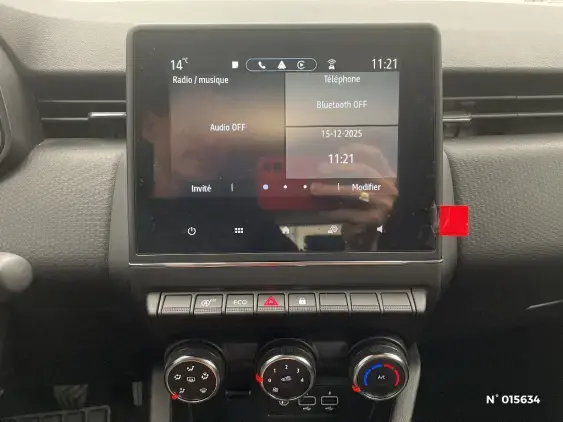 RENAULT CLIO V - voiture d'occasion - Photo 13