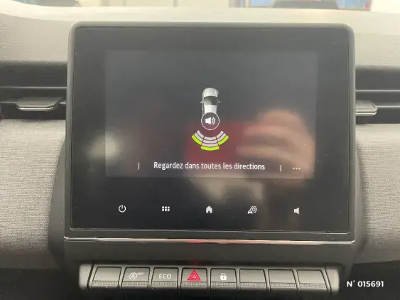 RENAULT CLIO V - voiture d'occasion - Photo 14