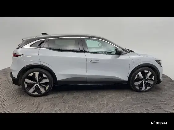 RENAULT MEGANE V - voiture d'occasion - Photo 5