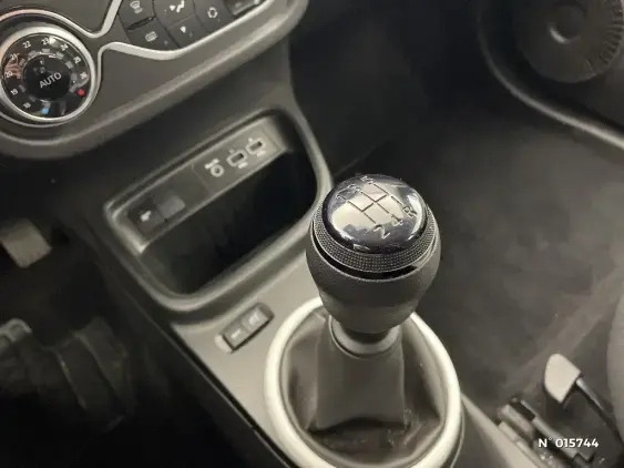 RENAULT TWINGO III - voiture d'occasion - Photo 26