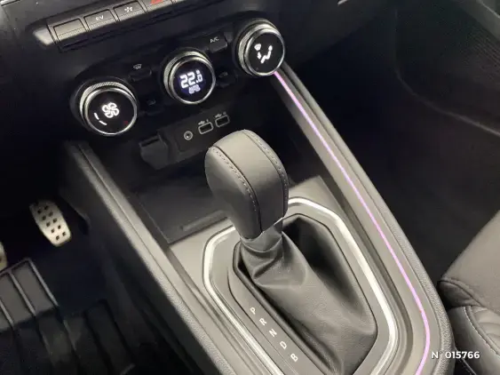 RENAULT CLIO V - voiture d'occasion - Photo 26