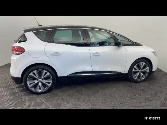 RENAULT SCENIC IV - voiture d'occasion - Photo 5