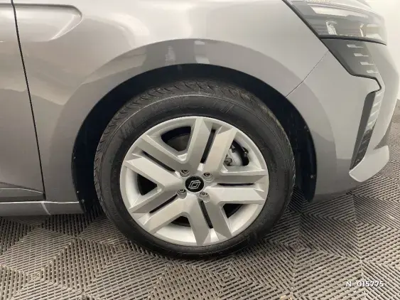 RENAULT CLIO V - voiture d'occasion - Photo 8