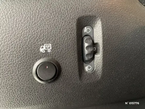 RENAULT MASTER III - voiture d'occasion - Photo 14