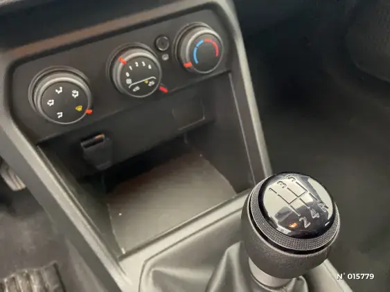 DACIA SANDERO III - voiture d'occasion - Photo 25