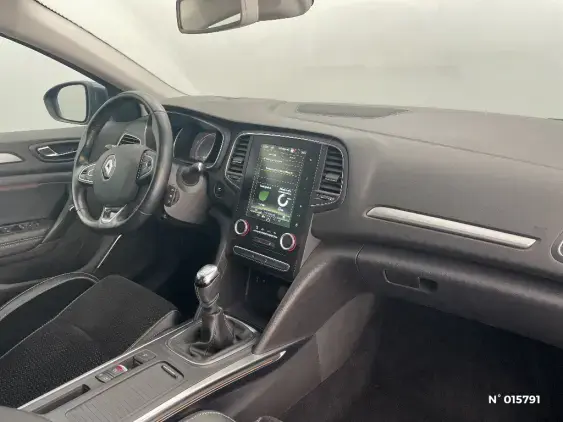 RENAULT MEGANE IV - voiture d'occasion - Photo 10