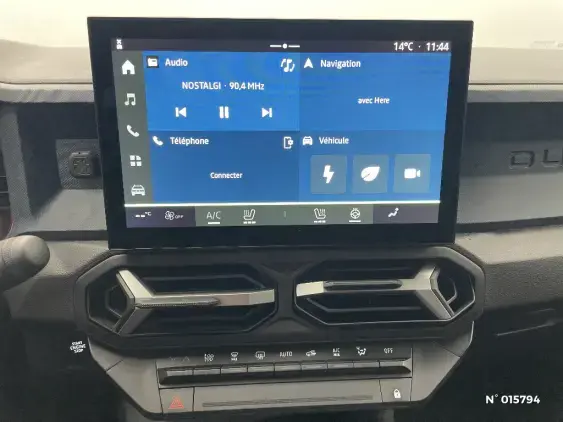 DACIA DUSTER III - voiture d'occasion - Photo 13