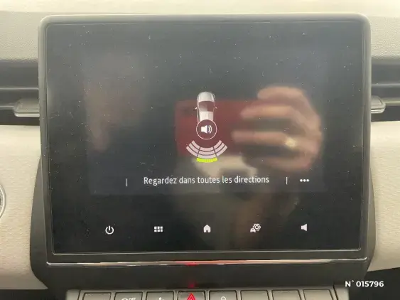 RENAULT CLIO V - voiture d'occasion - Photo 14