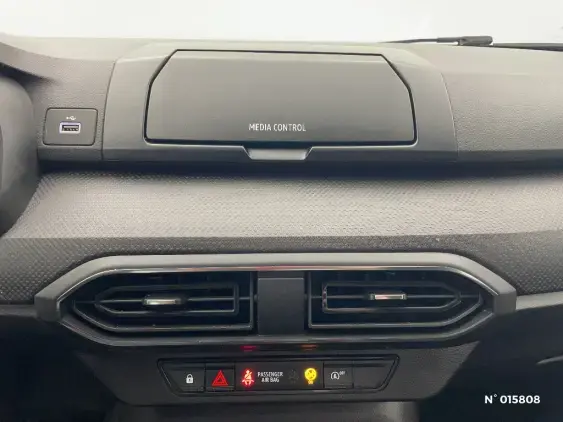 DACIA SANDERO III - voiture d'occasion - Photo 13