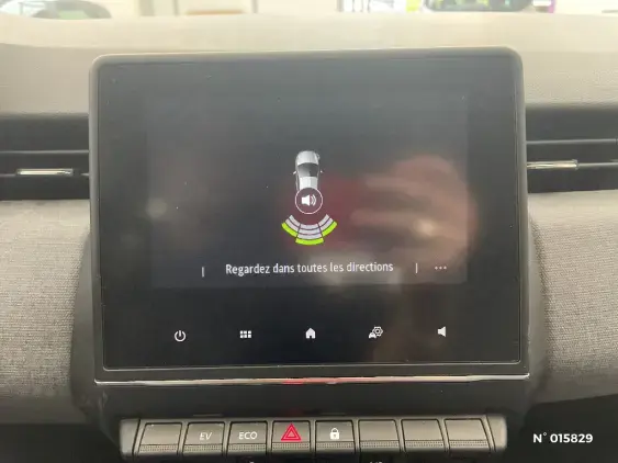 RENAULT CLIO V - voiture d'occasion - Photo 14