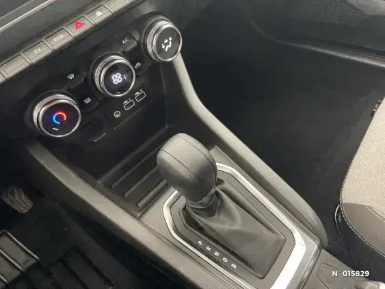 RENAULT CLIO V - voiture d'occasion - Photo 26