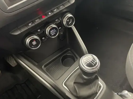 DACIA DUSTER II - voiture d'occasion - Photo 26