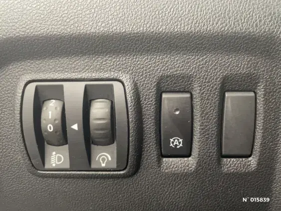 RENAULT CAPTUR - voiture d'occasion - Photo 15