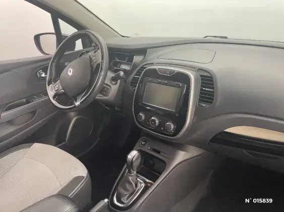 RENAULT CAPTUR - voiture d'occasion - Photo 10