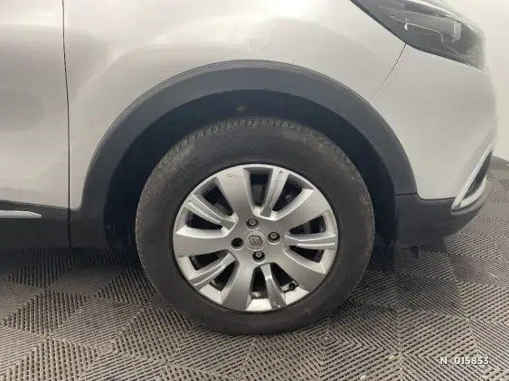 RENAULT CAPTUR - voiture d'occasion - Photo 8