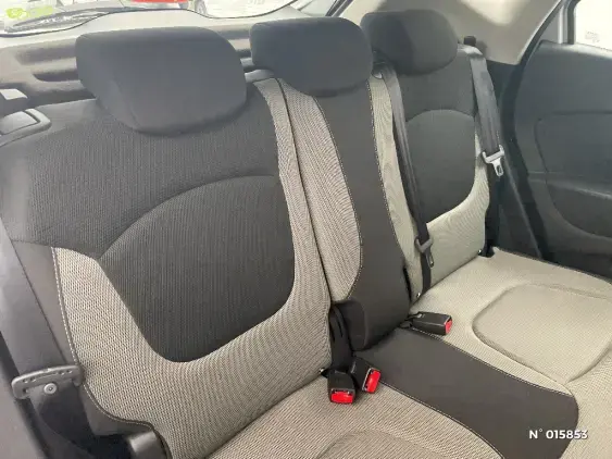 RENAULT CAPTUR - voiture d'occasion - Photo 11