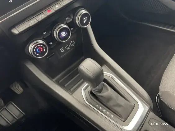 RENAULT CLIO V - voiture d'occasion - Photo 26