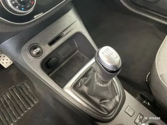 RENAULT CAPTUR - voiture d'occasion - Photo 26