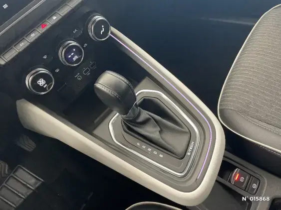 RENAULT CLIO V - voiture d'occasion - Photo 27