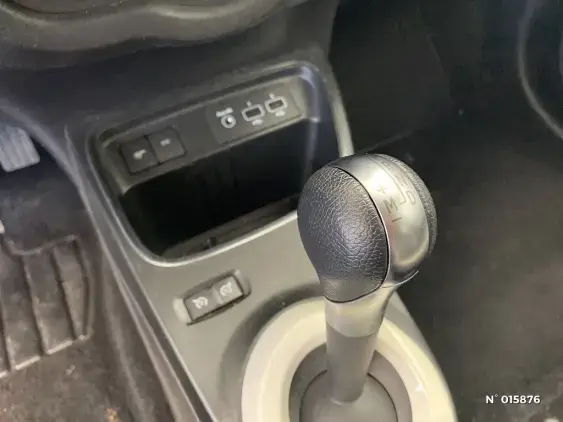 RENAULT TWINGO III - voiture d'occasion - Photo 26