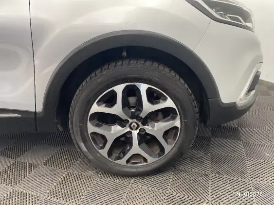 RENAULT CAPTUR - voiture d'occasion - Photo 8