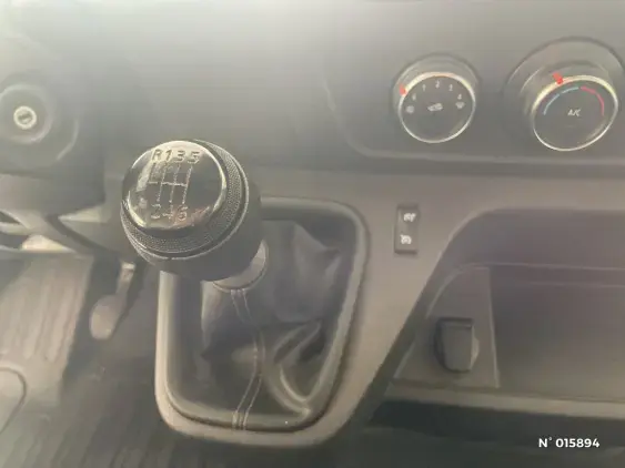 RENAULT MASTER FG III - voiture d'occasion - Photo 25