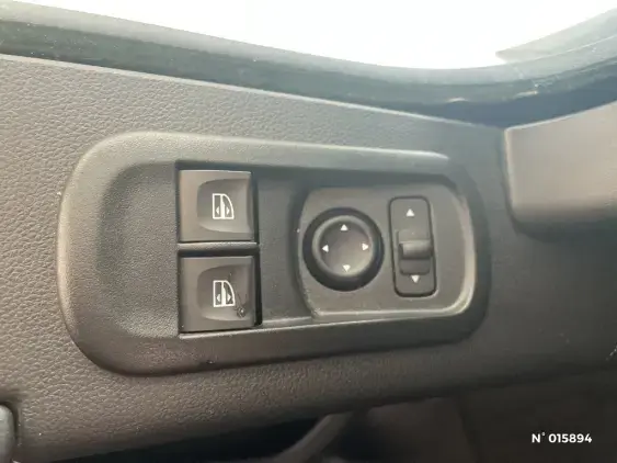 RENAULT MASTER FG III - voiture d'occasion - Photo 26