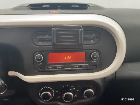RENAULT TWINGO III - voiture d'occasion - Photo 13