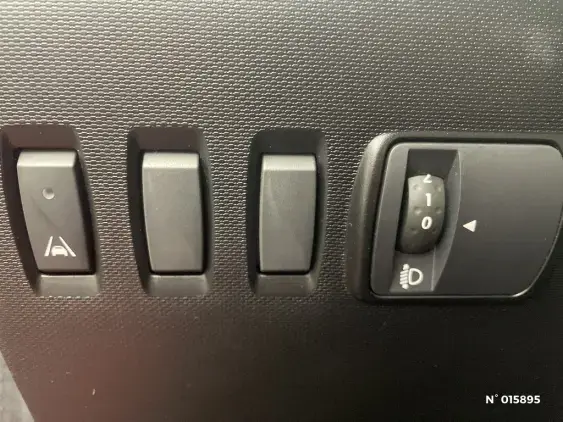 RENAULT TWINGO III - voiture d'occasion - Photo 14