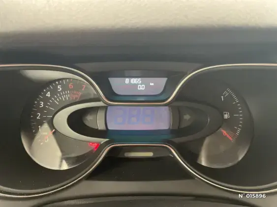 RENAULT CAPTUR - voiture d'occasion - Photo 12