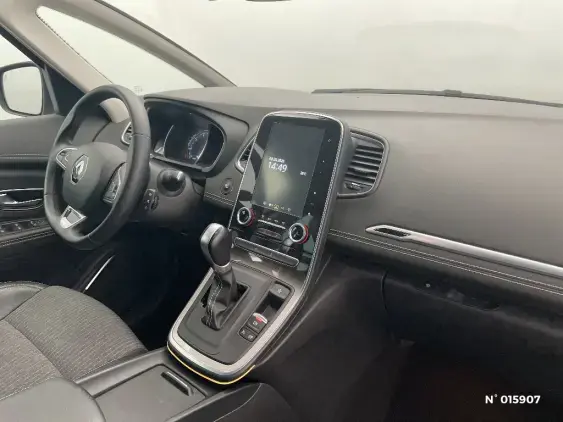 RENAULT SCENIC IV - voiture d'occasion - Photo 10