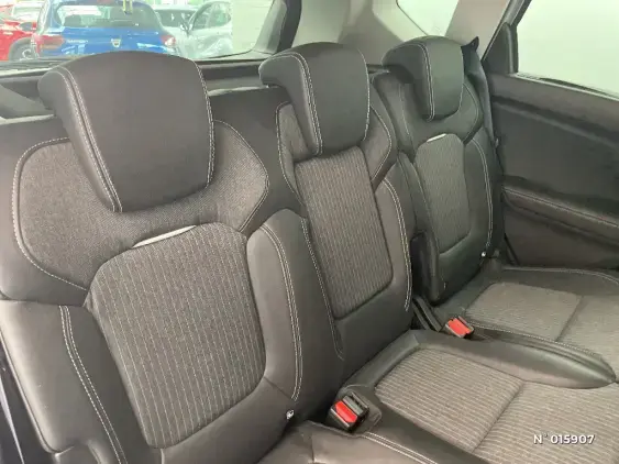 RENAULT SCENIC IV - voiture d'occasion - Photo 11