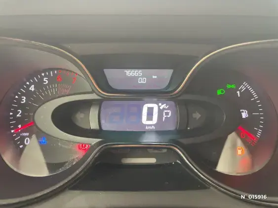 RENAULT CAPTUR - voiture d'occasion - Photo 12