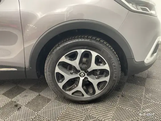 RENAULT CAPTUR - voiture d'occasion - Photo 8