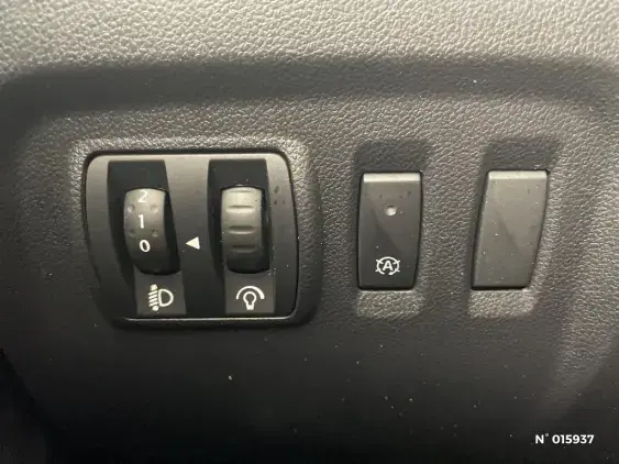 RENAULT CAPTUR - voiture d'occasion - Photo 15