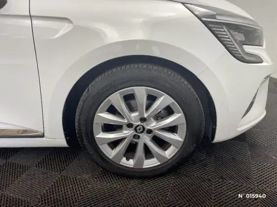 RENAULT CLIO V - voiture d'occasion - Photo 8