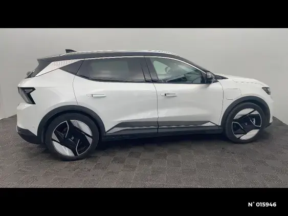 RENAULT SCENIC V ELECTRIQUE - voiture d'occasion - Photo 5