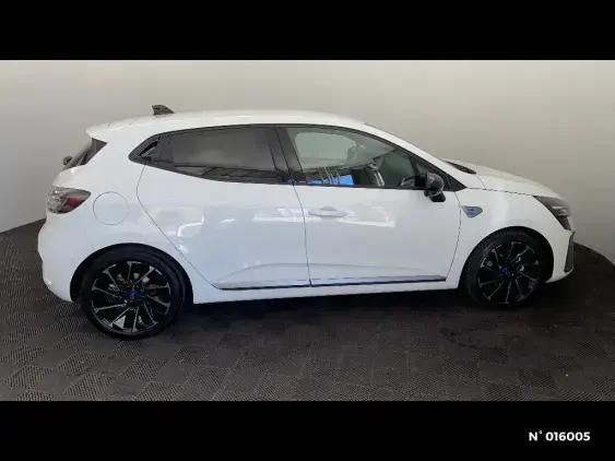 RENAULT CLIO V - voiture d'occasion - Photo 5