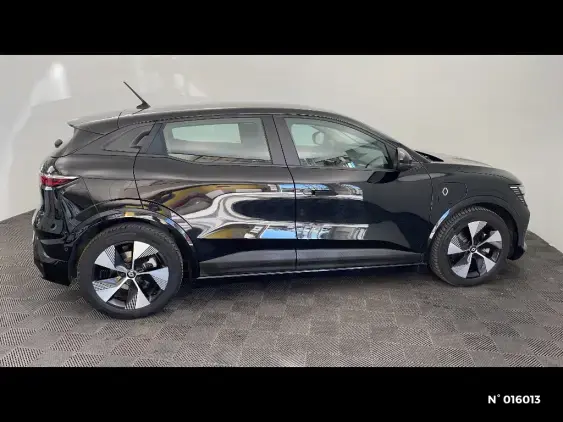 RENAULT MEGANE V - voiture d'occasion - Photo 5