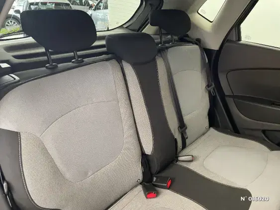 RENAULT CAPTUR - voiture d'occasion - Photo 11