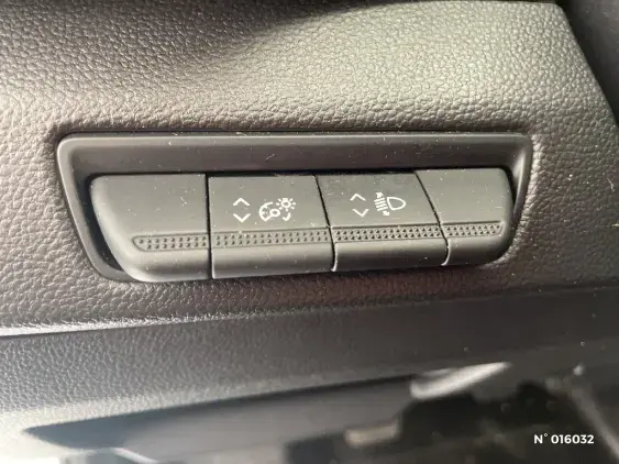 RENAULT TRAFIC FG III - voiture d'occasion - Photo 14