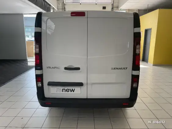 RENAULT TRAFIC FG III - voiture d'occasion - Photo 6