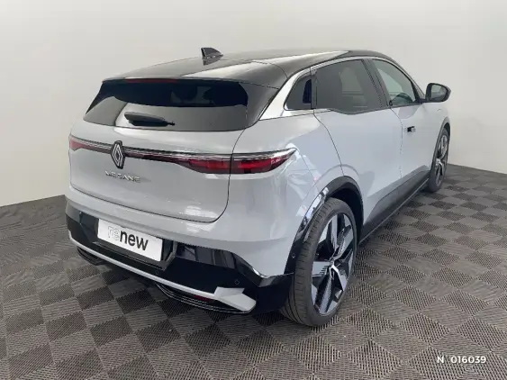 RENAULT MEGANE V - voiture d'occasion - Photo 4