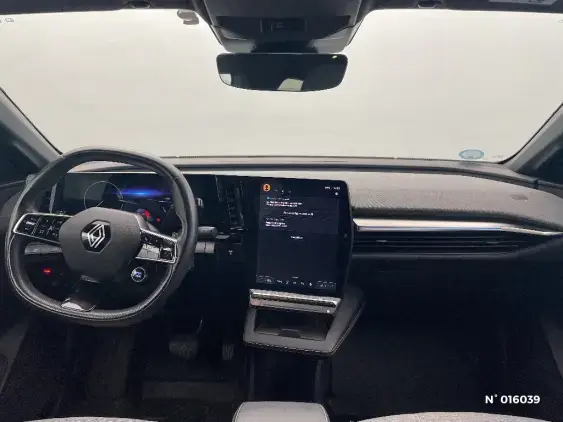 RENAULT MEGANE V - voiture d'occasion - Photo 9