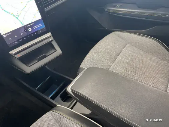 RENAULT MEGANE V - voiture d'occasion - Photo 26