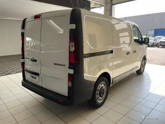 RENAULT TRAFIC FG III - voiture d'occasion - Photo 4