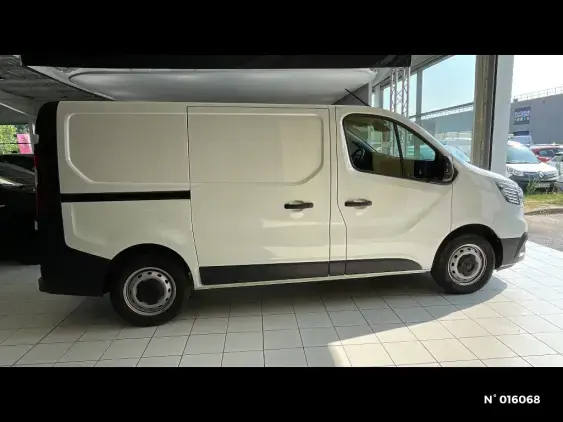 RENAULT TRAFIC FG III - voiture d'occasion - Photo 5
