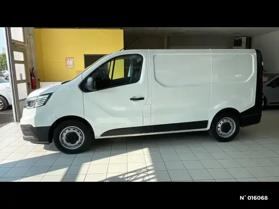 RENAULT TRAFIC FG III - voiture d'occasion - Photo 2