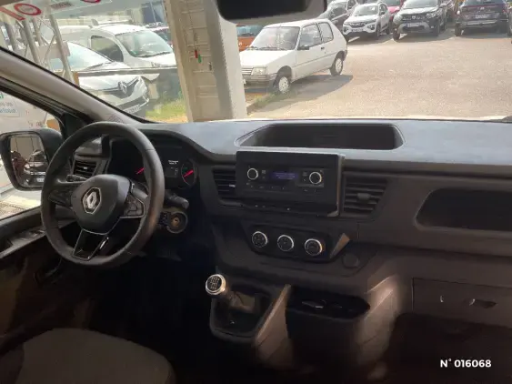 RENAULT TRAFIC FG III - voiture d'occasion - Photo 9