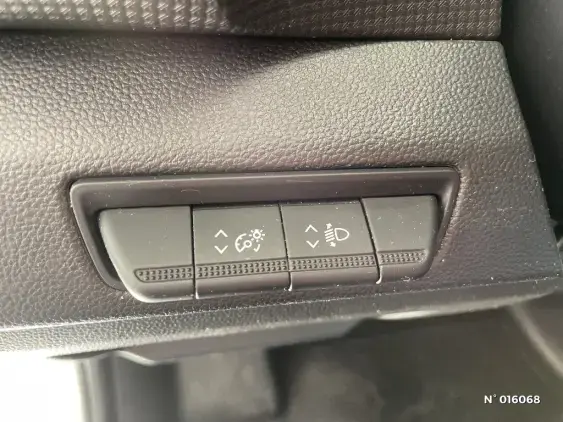 RENAULT TRAFIC FG III - voiture d'occasion - Photo 14